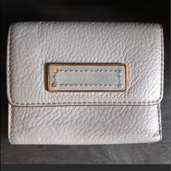 Marc by Marc Jacobs trifold wallet - Picture 1 of 4